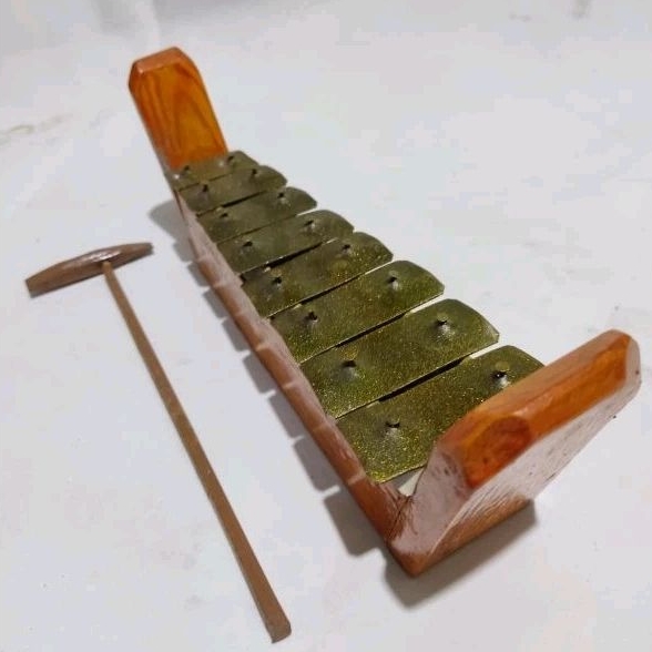 gamelan saron Doremi