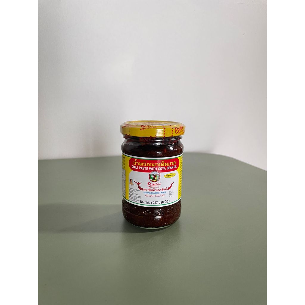 

Chili paste with soya bean oil 227gr