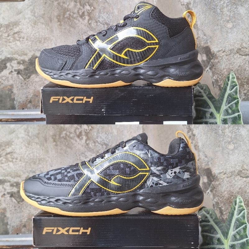 Sepatu voli fixch berlin / fixch prowler