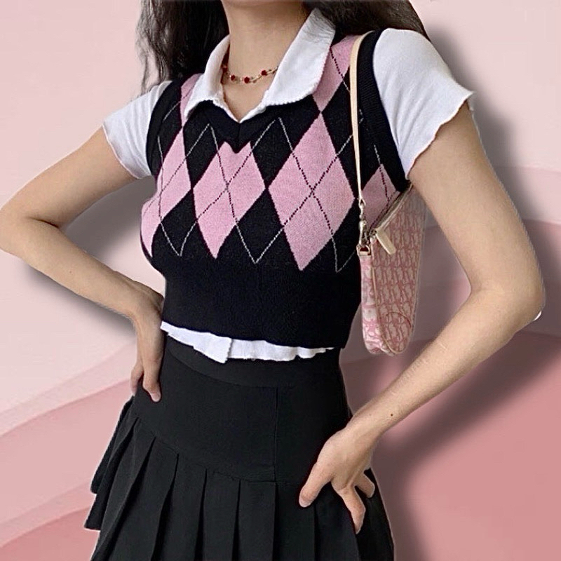 Ᏼᥲᖯเꫀ’ ᥉ Rose Blackpink Argyle Vest
