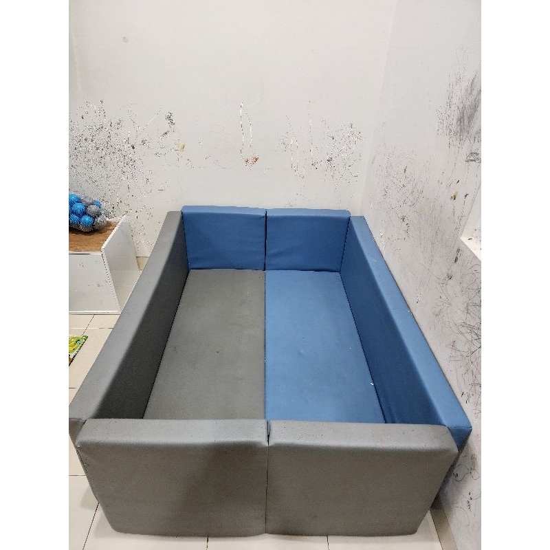 Playmate Empuk.Jr preloved