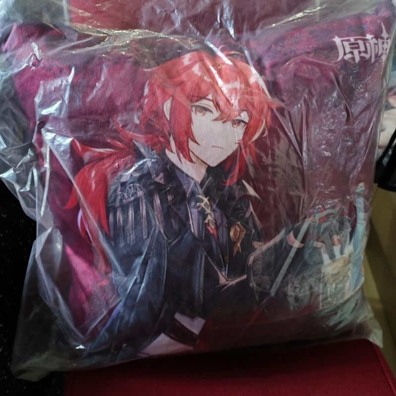 genshin diluc cushion