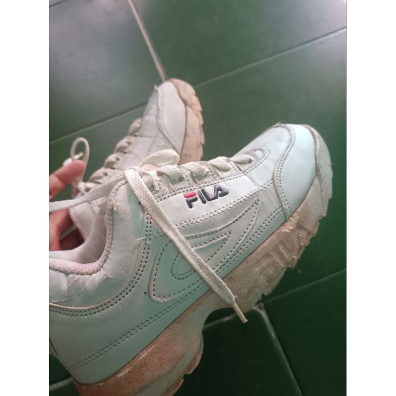 sepatu fila preloved