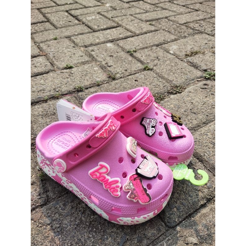 Sandal Crocs Crush Barbie Kids Pink/putih 5cm / Barbie Crocs/ sandal anak Barbie/ sandal anak Crocs 