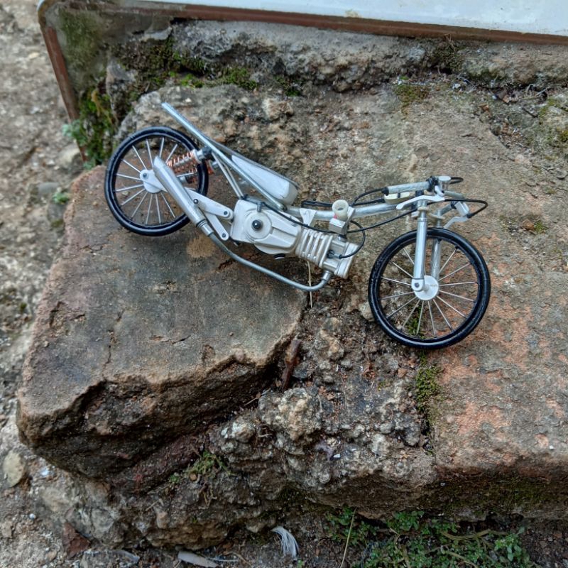 Miniatur motor drag Sleep engine 200cc v1