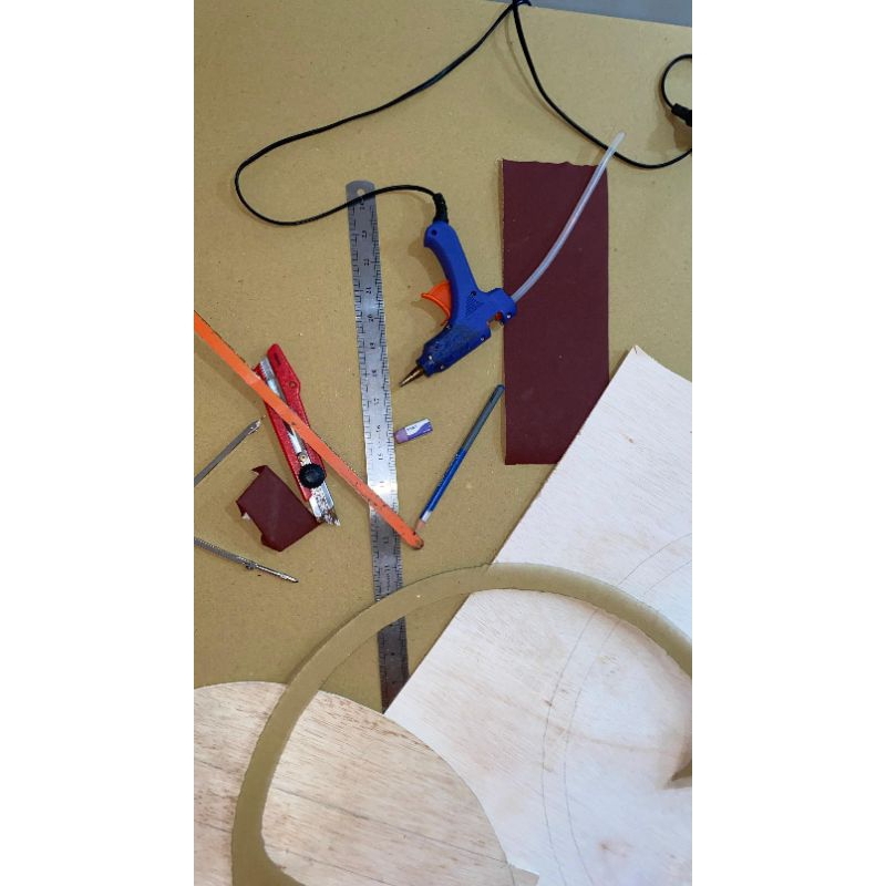 

alat alat serbaguna untuk membuat maket