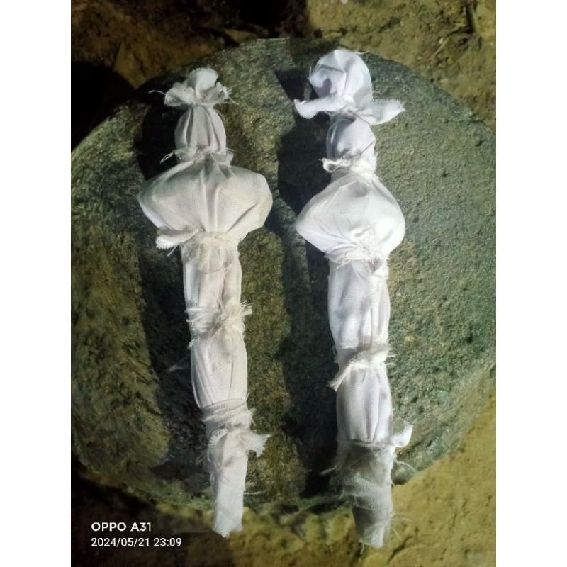 isi 2 MAINAN POCONG MINI POCONG KECIL MINIATUR DARI JERAMI