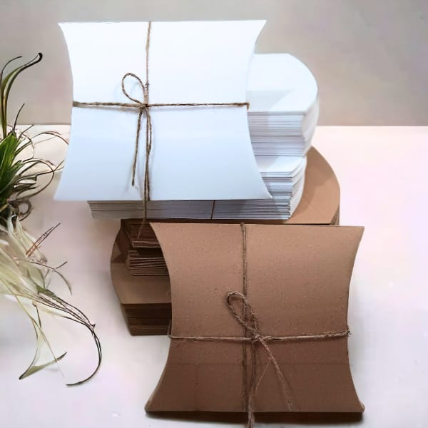 

PILLOW BOX JUMBO/PILLOW BOX PACKAGING [21 X 17,8X5,5 CM]/BUNGKUS SOUVENIR BESAR