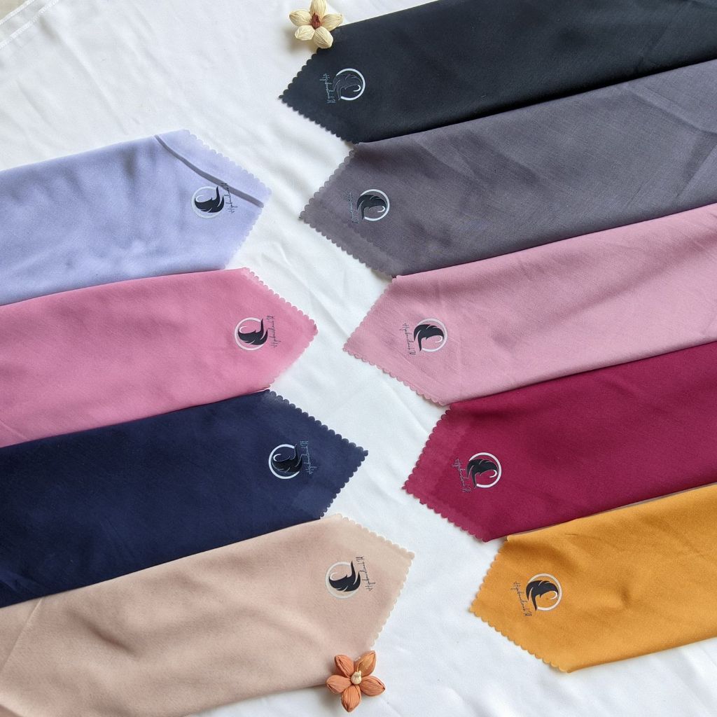 Segi Empat Syari Katun Premium 115x115 cm by Hijabmuslimah