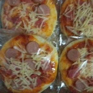 

Pizza mini isi 7pcs /homemade enak empuk