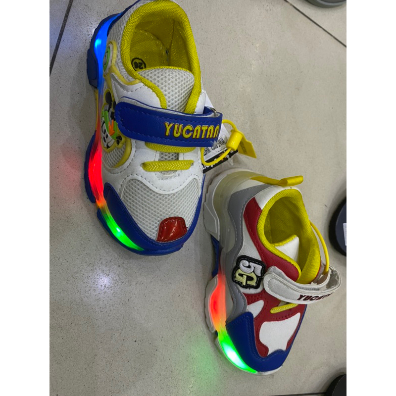 SEPATU ANAK IMPORT LAMPU YUCATAN