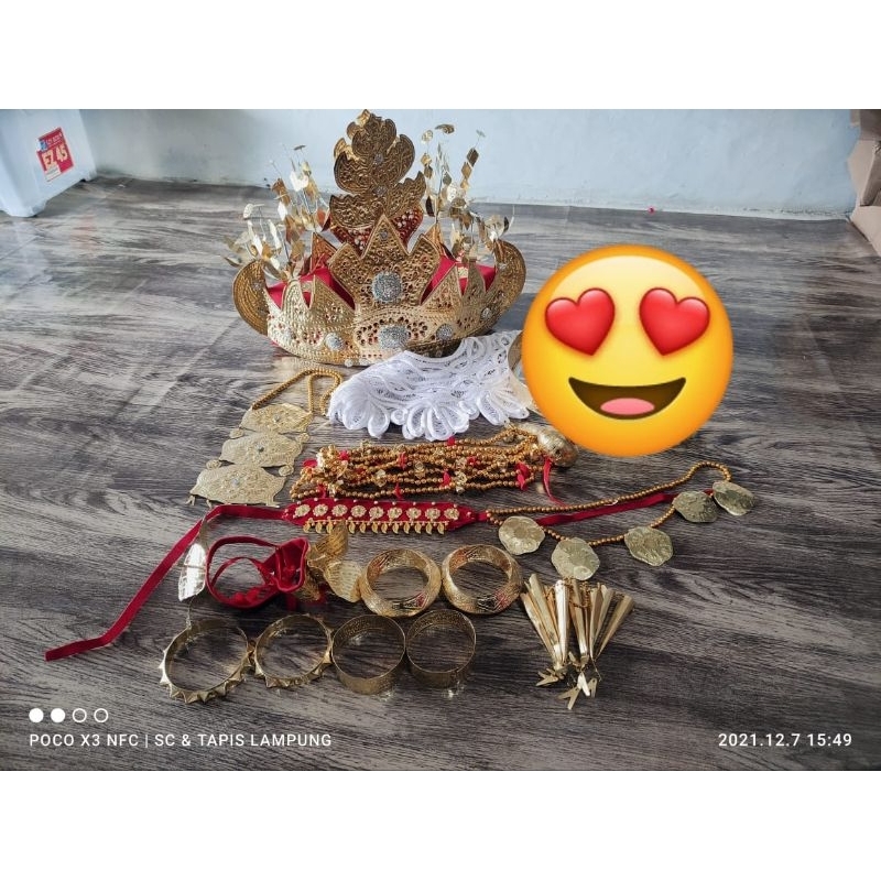 set siger pepadun Lampung wanita dan aksesoris