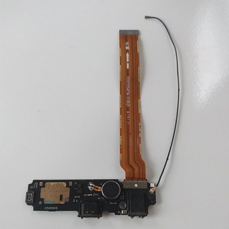 FLEKSIBEL PAPAN CAS HP VIVO V5S