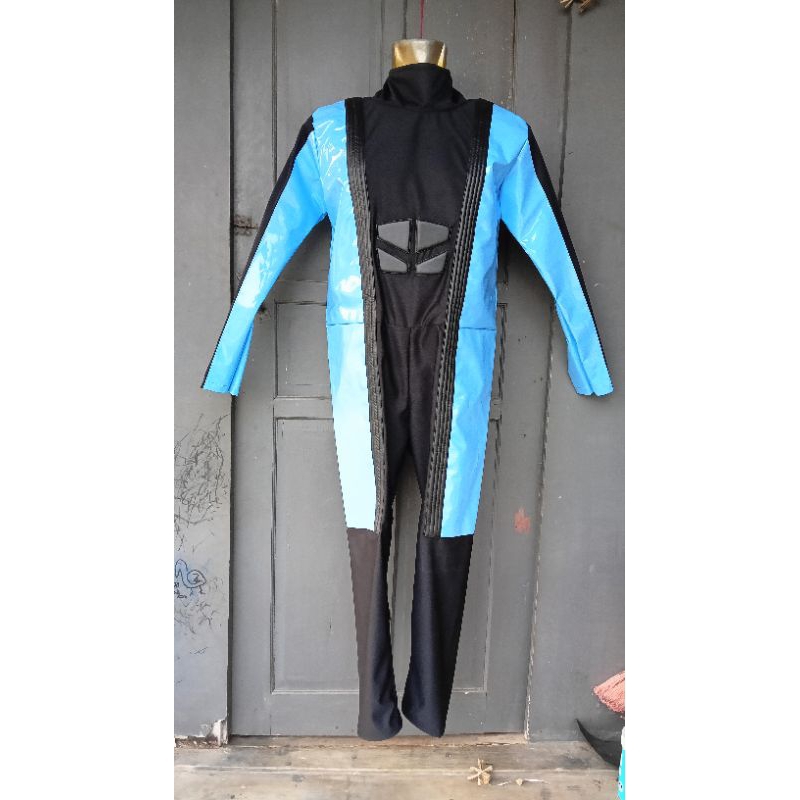 REAL PIC SUIT KAMEN RIDER DIEND