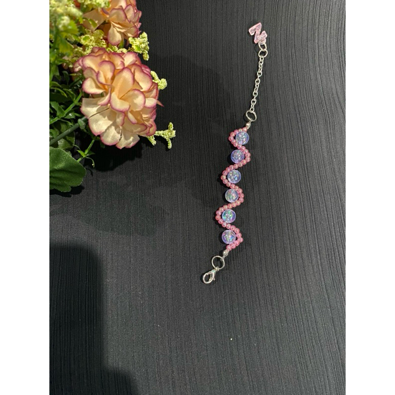 Gelang Pengait Manik-Manik