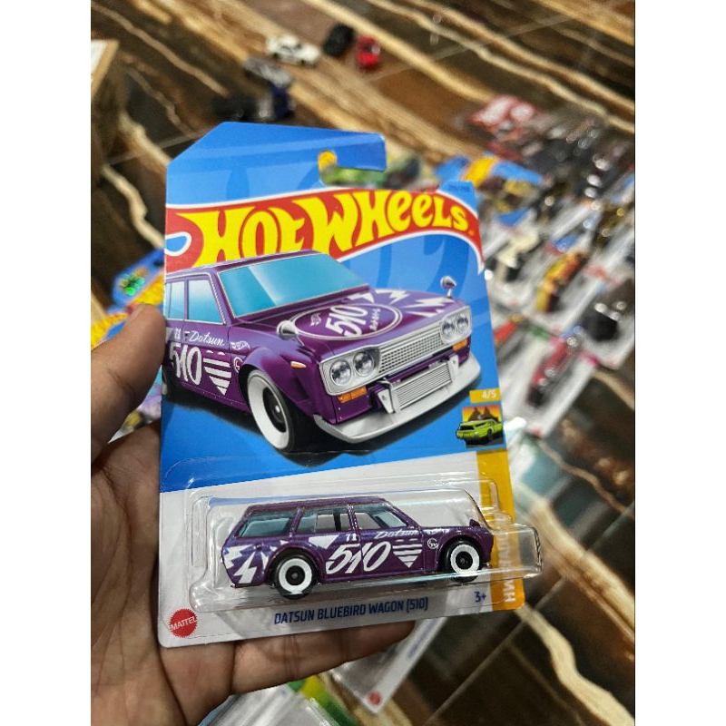 HOT WHEELS DATSUN BLUEBIRD WAGON