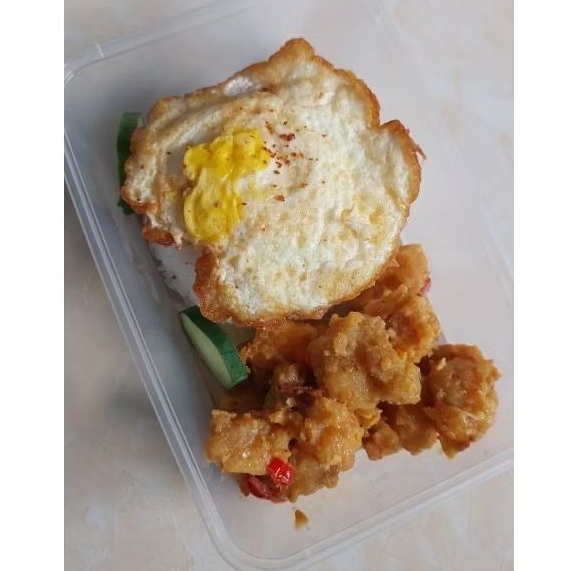 

Nasi salted egg chicken (ready selasa, 16 juli 2024)