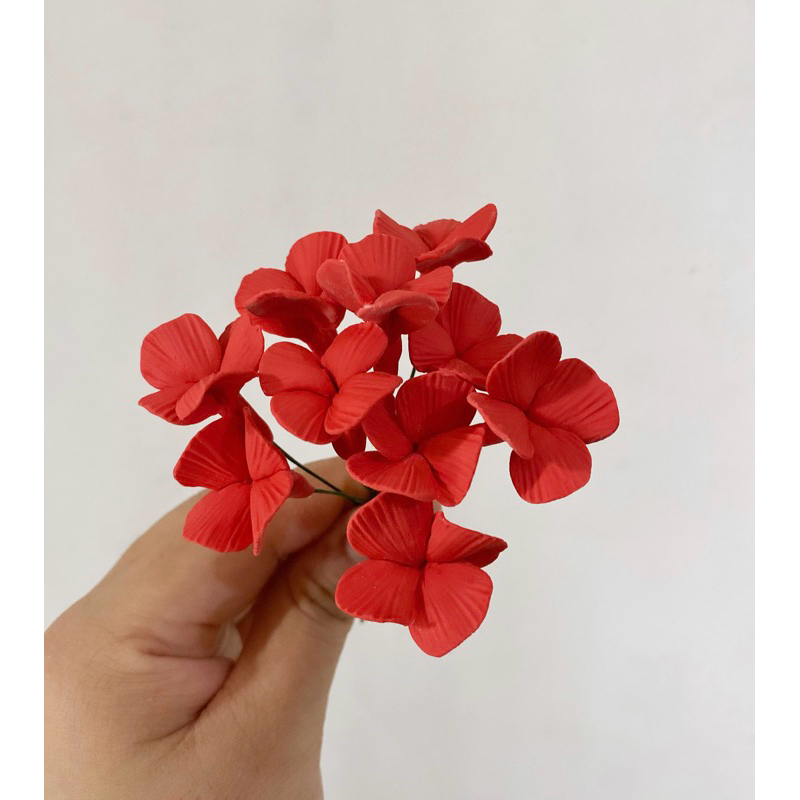 

Sugar Flower Bunga Gumpaste Hydrangea filler Red