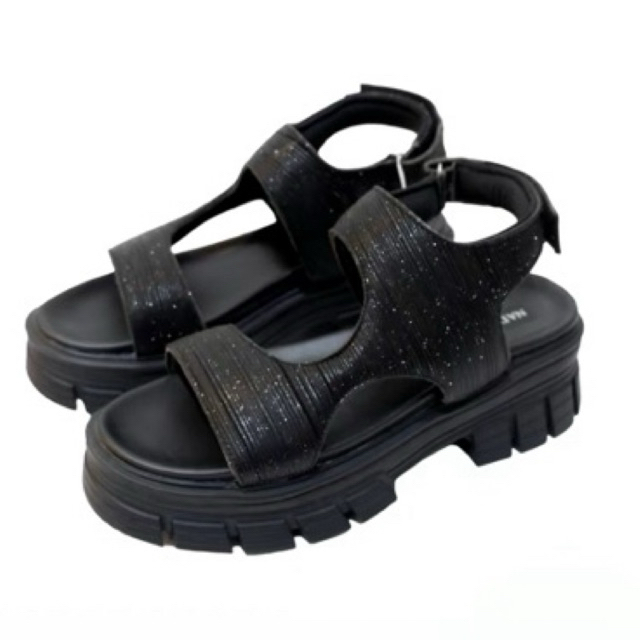 Sandal black by Nadila stuff