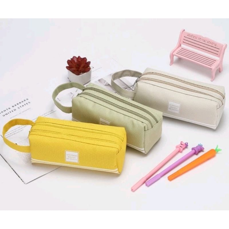 

Tempat Pensil Kotak Pensil Pouch Kosmetik