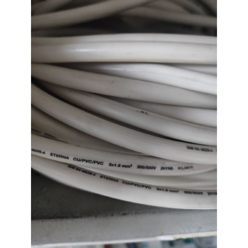 KABEL LISTRIK MERK ENTERNA UKURAN 3×1.5
