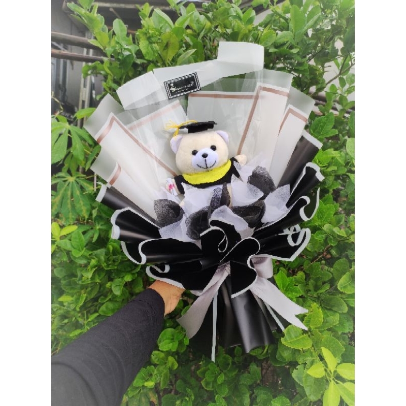 

Shaining bouquet boneka wisuda murah