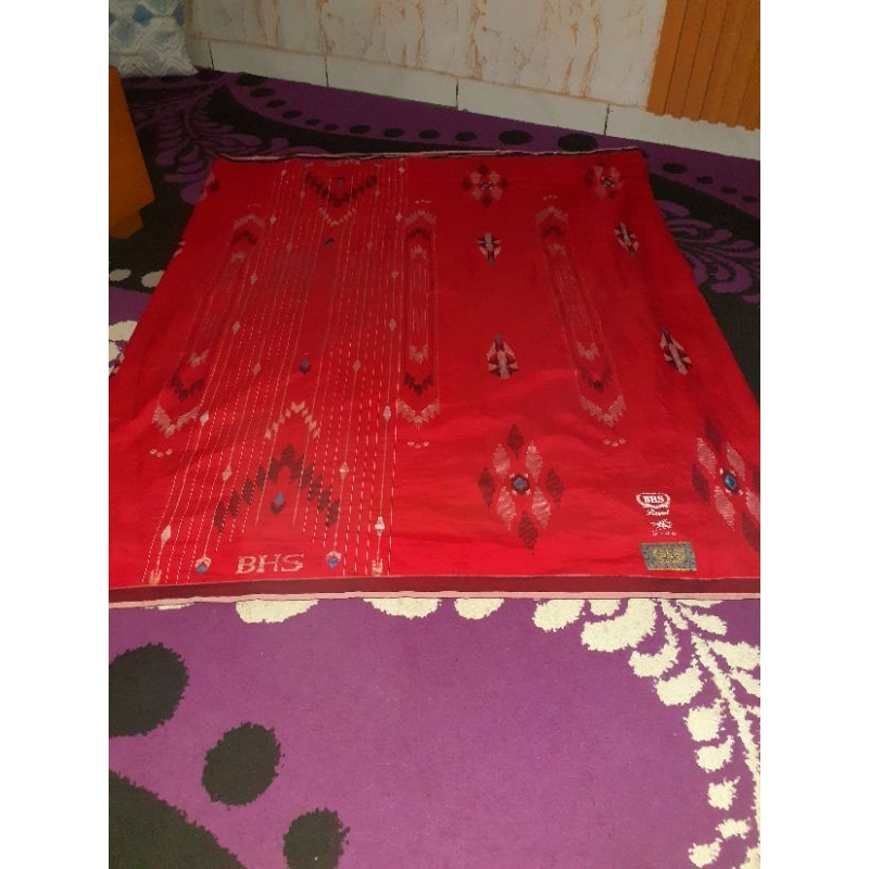 bhs ske royal gold warna merah cabe