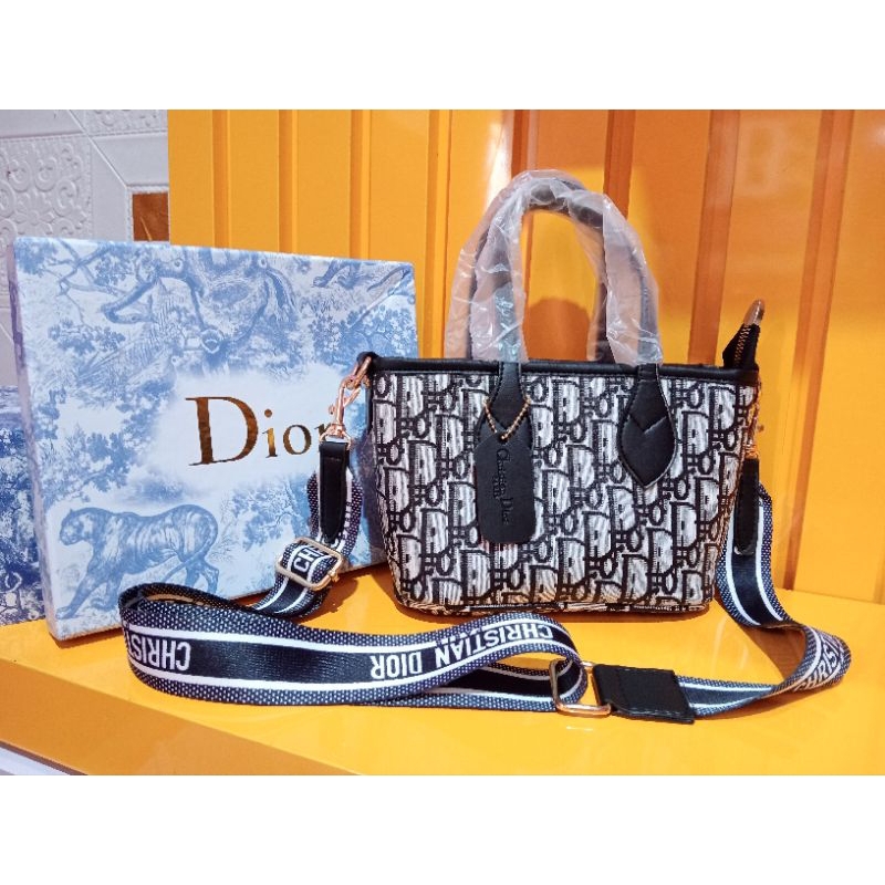 TOTE DORI MINI BOX/TAS SLEMPANG WANITA IMPORT