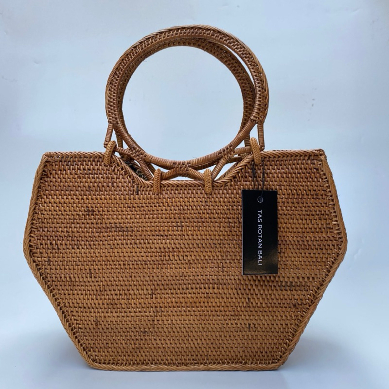 TAS JINJING | TAS ATE | TAS ROTAN BALI | TAS PESTA | TAS WANITA | TAS KETAK | TAS UNIK