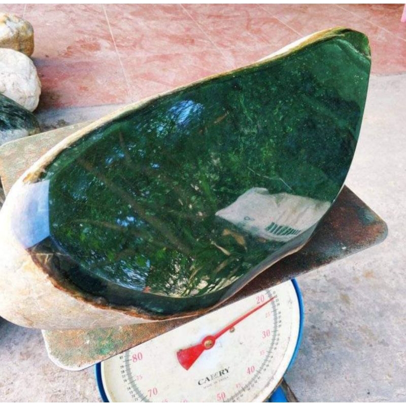 BATU GIOK HIJAU NEPHRITE ACEH SUPER 22 KG