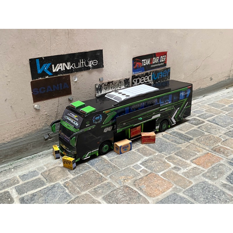 PAPERCRAFT BUS QQ TRANS NABILLA BUKAAN BAGASI Miniatur