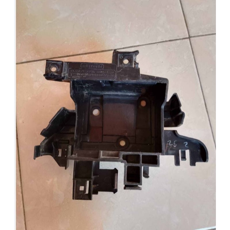 TEMPAT AKI MOTOR HONDA VERZA ORIGINAL