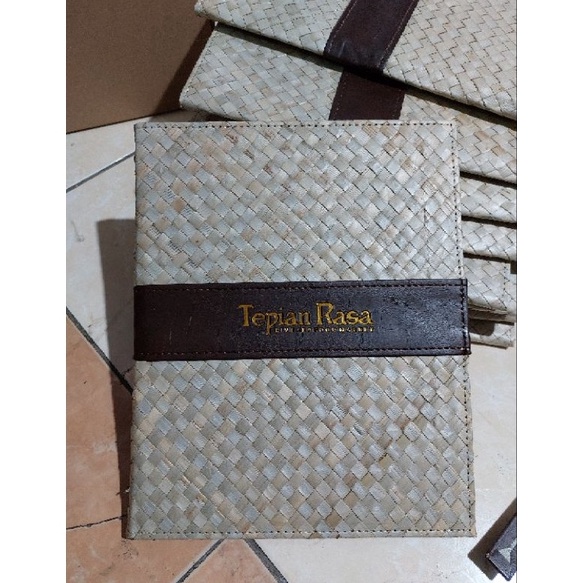 

Cover Menu Daun Pandan ART V5J5