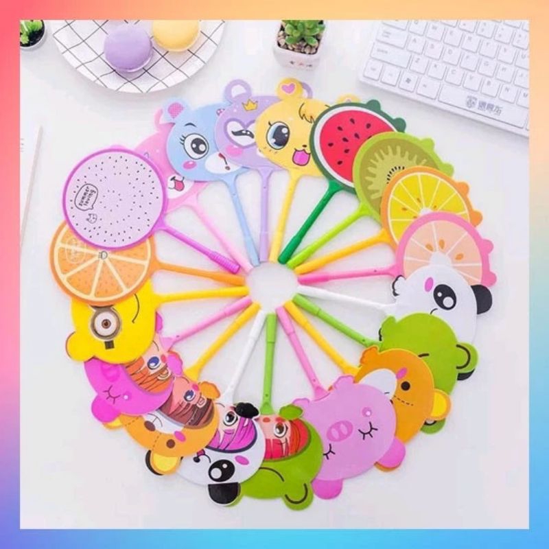 

Pena Pulpen Gel Kipas / Pena Kipas Animal & Buah / Pulpen Kipas Karakter Lucu Souvenir stockami A2 Pena 2IN 1 Pena Kipas Lucu Animal dan Buah Pulpen Kipas Karakter Cute BISA COD Pena Kipas Lucu Animal dan Buah Pulpen Kipas Karakter Alat Tulis Sekolah TS