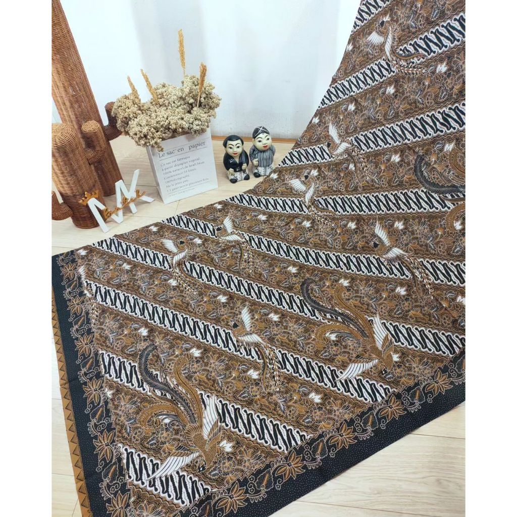 Kain Batik SOLO (Cabut) motif kembangan parang manuk