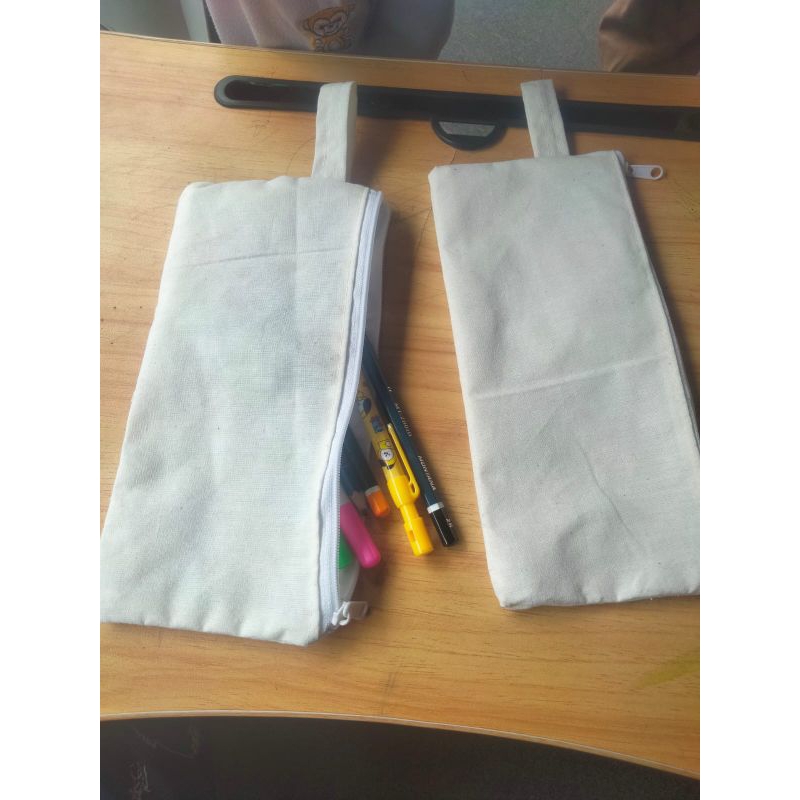 

Tempat pensil blacu polos tebal Ukuran 23cm x 10cm / Tepak pensil blacu polos tebal