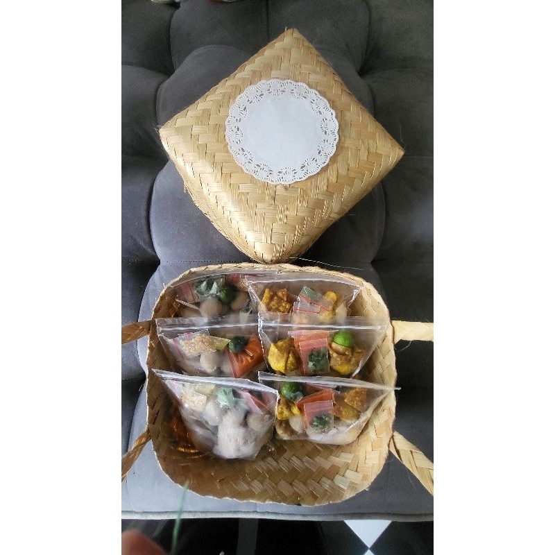 

Hampers Cuanki mix Baso (untuk 6 porsi) Online BESTSELLER