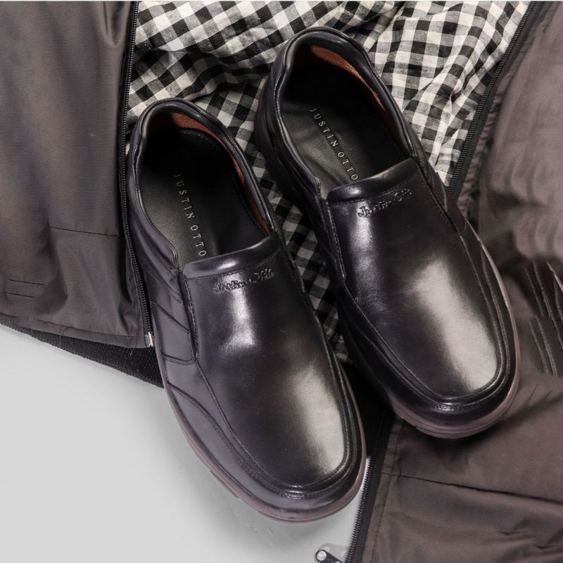 Justin otto sepatu casual pria 100% kulit asli Art SKJ 178