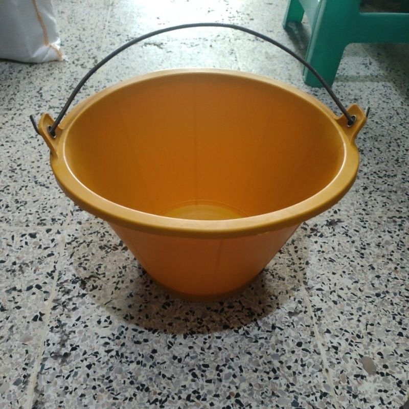 ember cor kuning POWER Malaysia