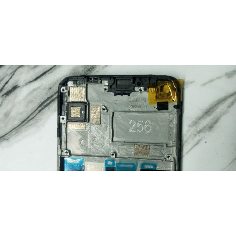 Frame / Tatakan / Bezzel / Kerangka LCD Realme C17 (RMX 2101)