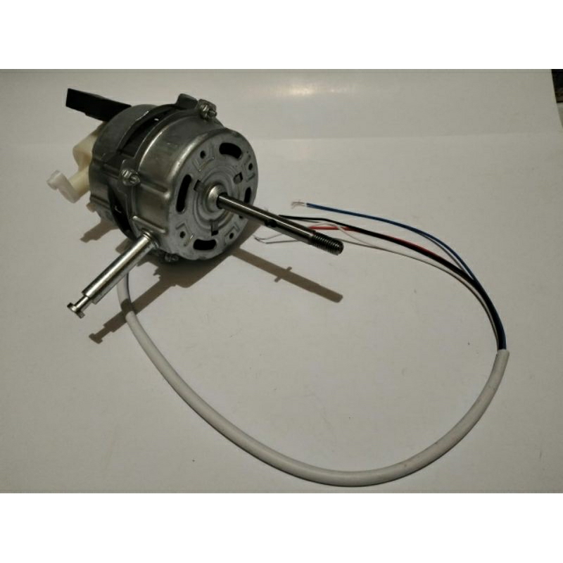 Dinamo stand fan cosmos