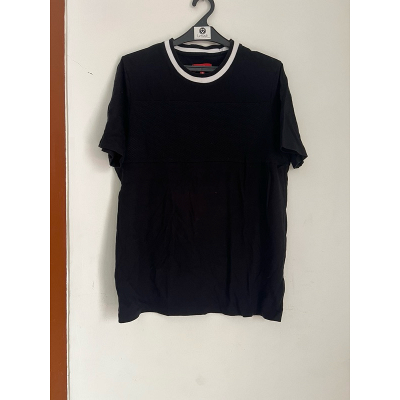 Mens Top Kaos hitam size M