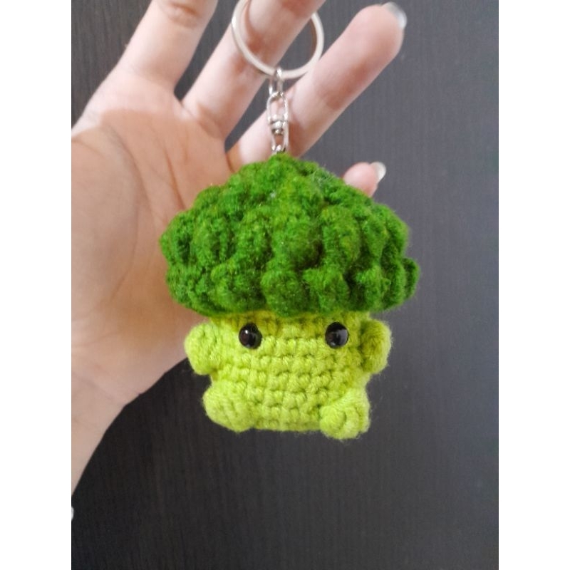 gantungan kunci rajut brokoli