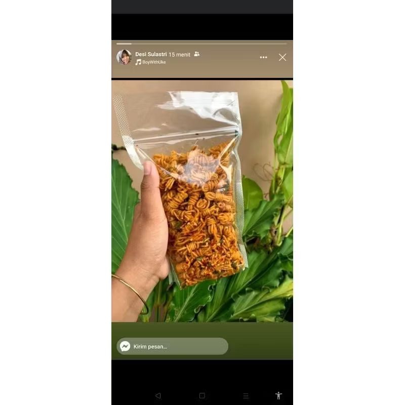 

MIE GULUNG kemasan 100gr / MIE UWEL/ Mie lilit/Cemilan VIRAL/CEMILAN PEDAS