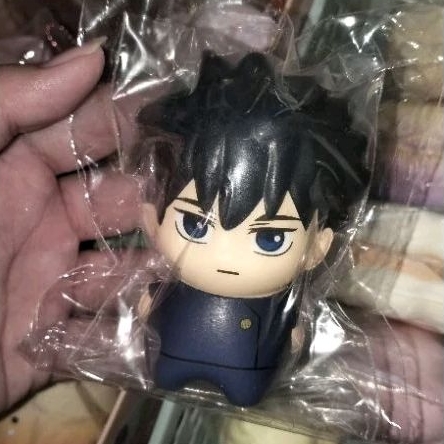squishyy jujutsu kaisenn megumi