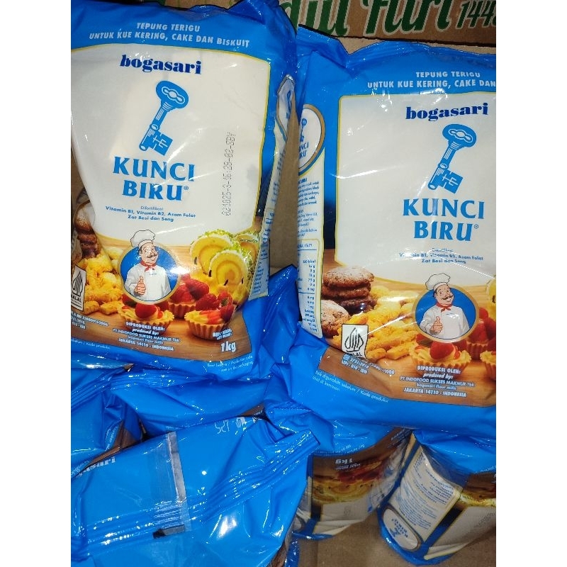 

TEPUNG TERIGU KUNCI BIRU 1 KG