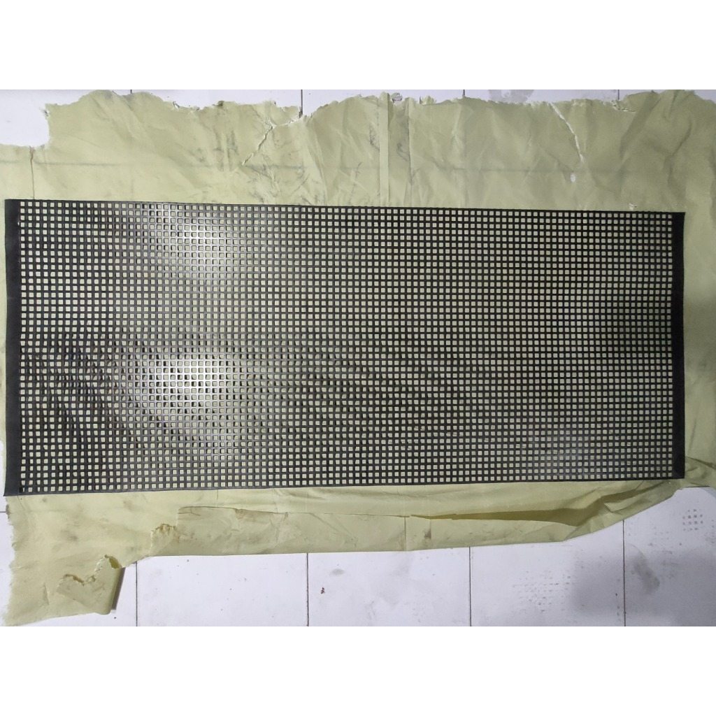 112x51 Cm Ram gril Motif Kotak Tebal 1 mm lubang 8x8 mm