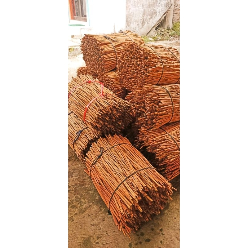 

Kayu Manis 100gr Asli Cutting 10 Cm /Cinnamon /Rempah