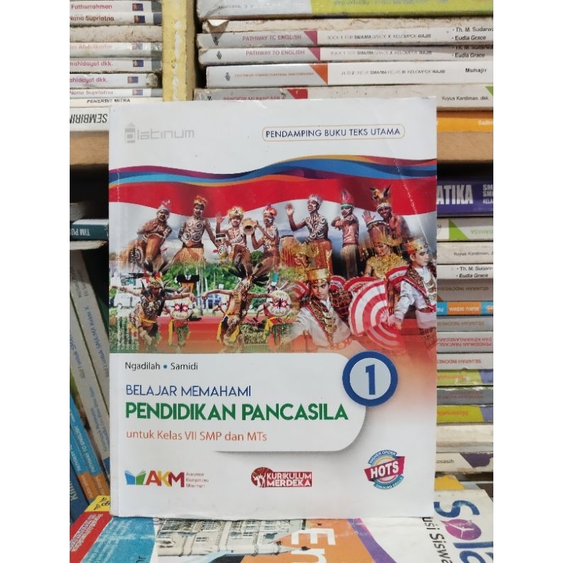 buku ppkn kelas 7/VII/1 smp/mts platinum hots kurmer/kurikulum merdeka