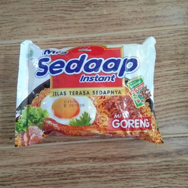 

KUALITAS OKE Mie sedap goreng